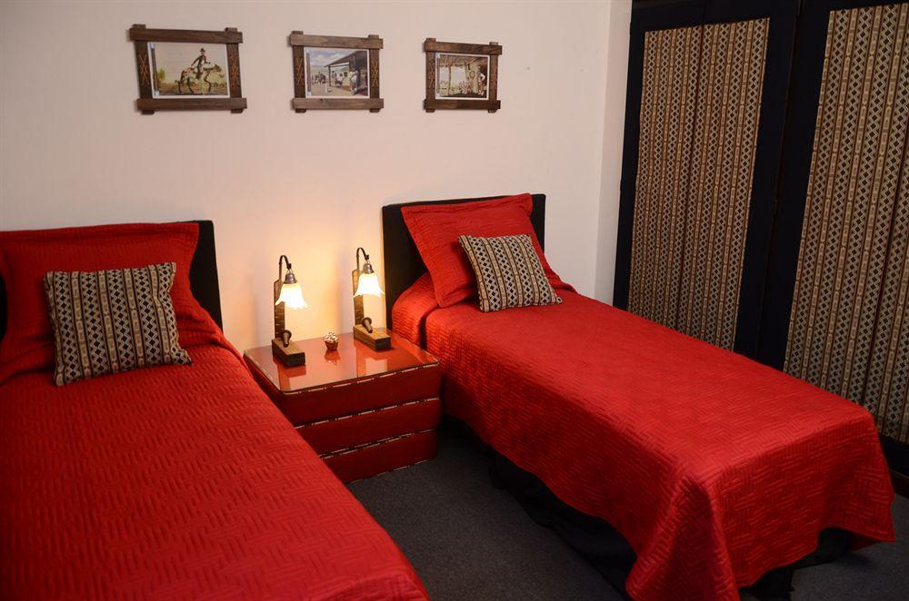 Susana Just Boutique Hotel Висенте-Лопес Экстерьер фото