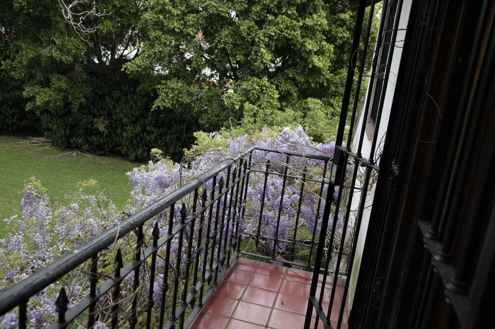 Susana Just Boutique Hotel Висенте-Лопес Экстерьер фото