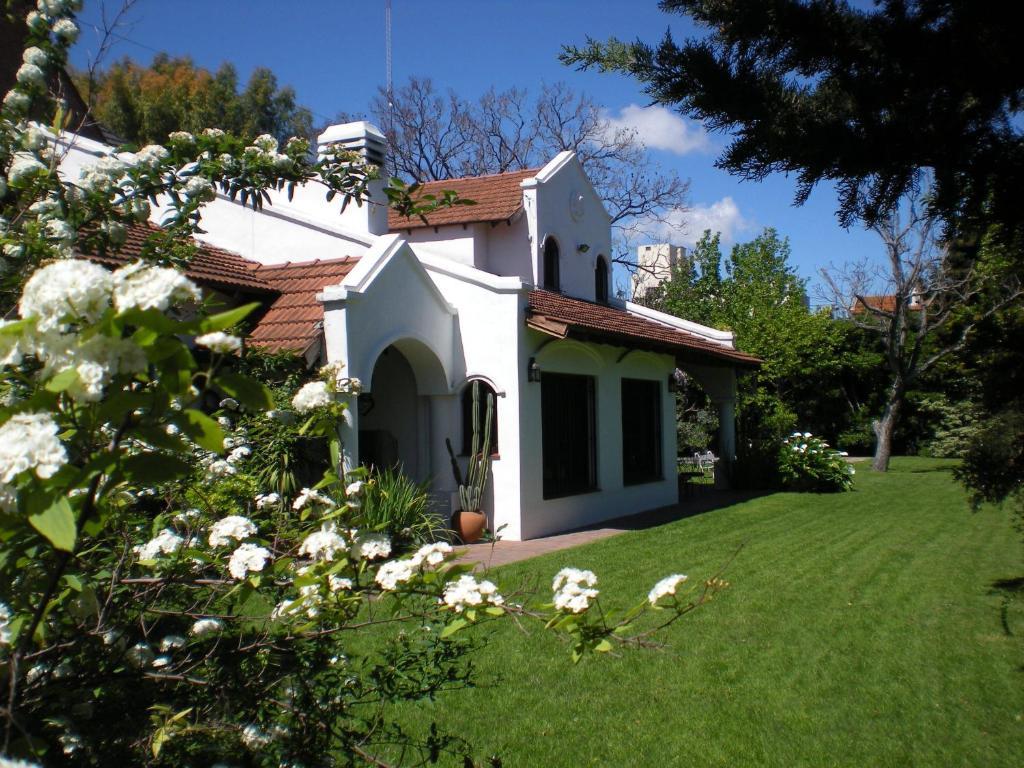 Susana Just Boutique Hotel Висенте-Лопес Экстерьер фото